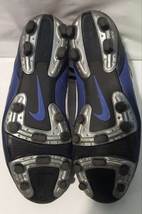 Nike Premier FG Soccer Cleats. Размер: 42.
Размер: 42.