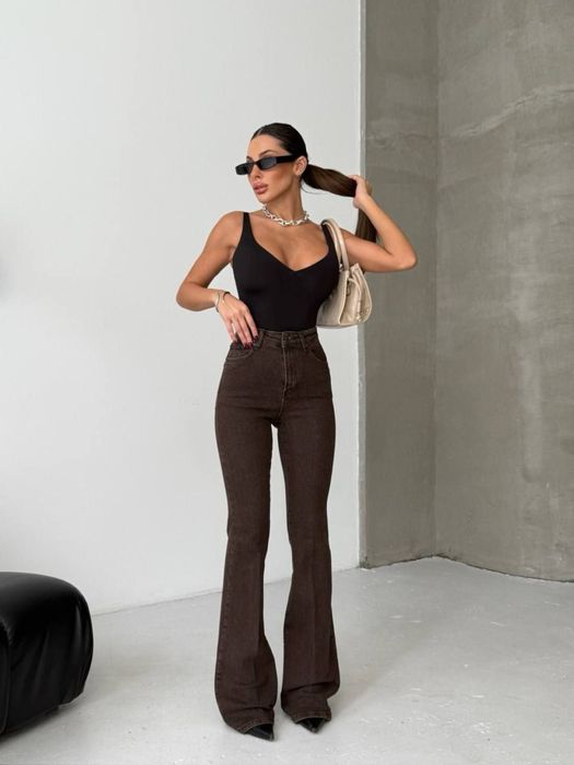 Джинси жіночі шоколадні. Жіночі трендові шрколадні джинси