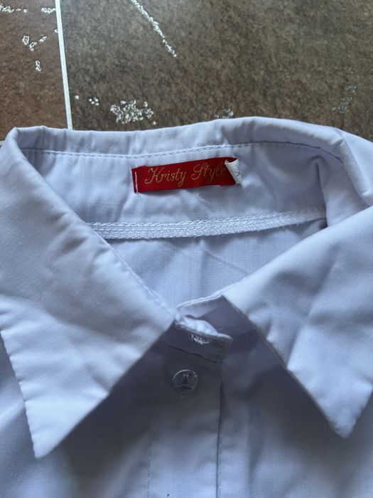 дитяча сорочка.