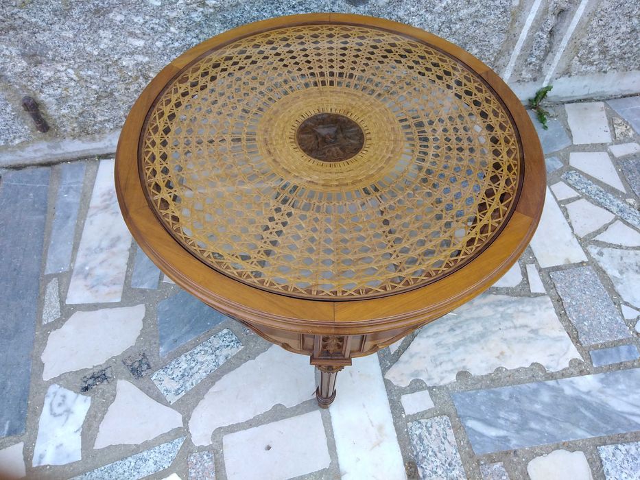 Mesa de Centro Antiga