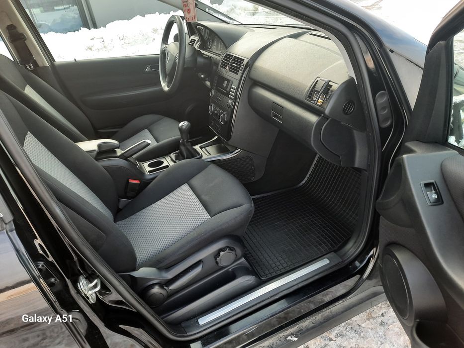 Mercedes A-klasa   2008 rok, Opony zimowe, super stan