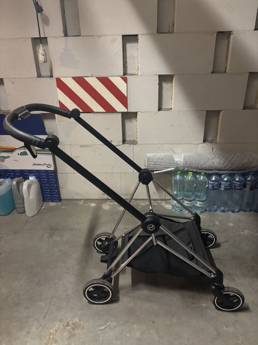 Cybex Mios 2.0 – stelaż Chrome Black