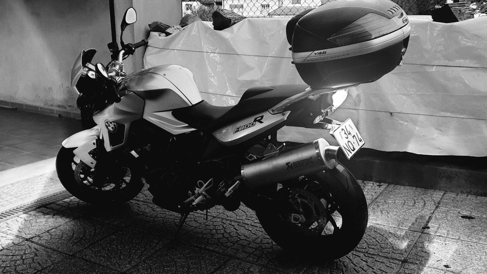 BMW F800R 2013 48 000kms C/ Akrapovic