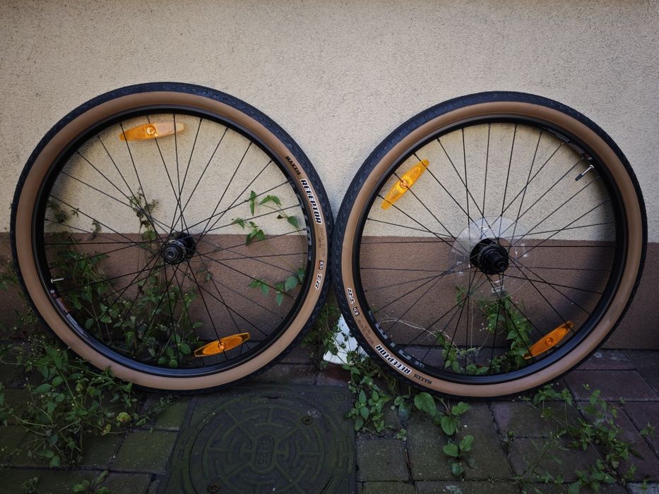 Komplet kół gravel