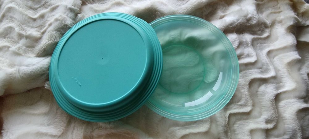 Tupperware - prato duplo lumisoso