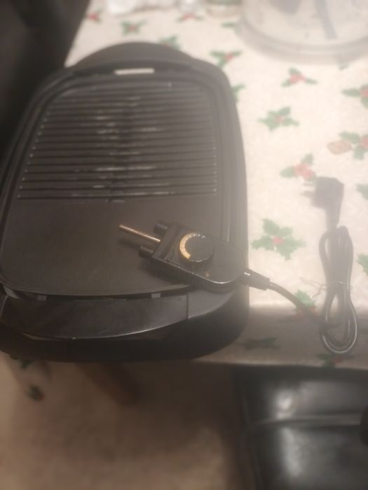 Vendo grelhador elétrico como novo