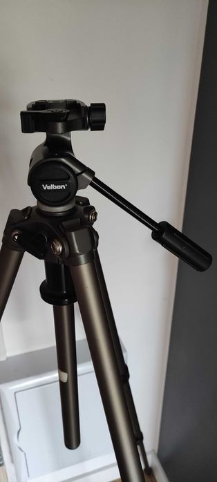 Statyw Velbon Delta z głowicą Velbon PH-157Q