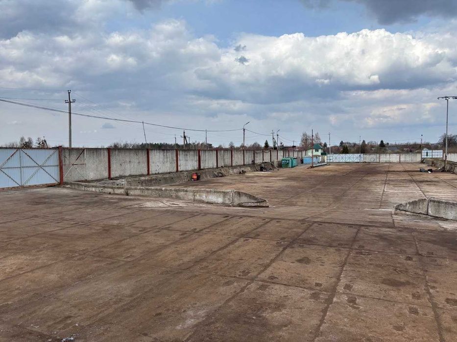 Здам в оренду складське приміщення та земельну ділянку