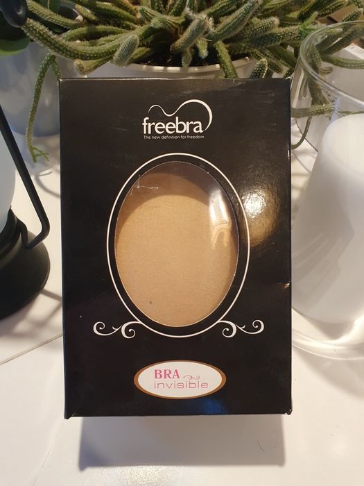 Biustonosz samonośny D