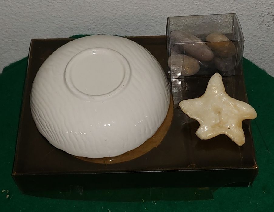 NOVOS. Conjuntos taças  porcelana, velas e pedras.
