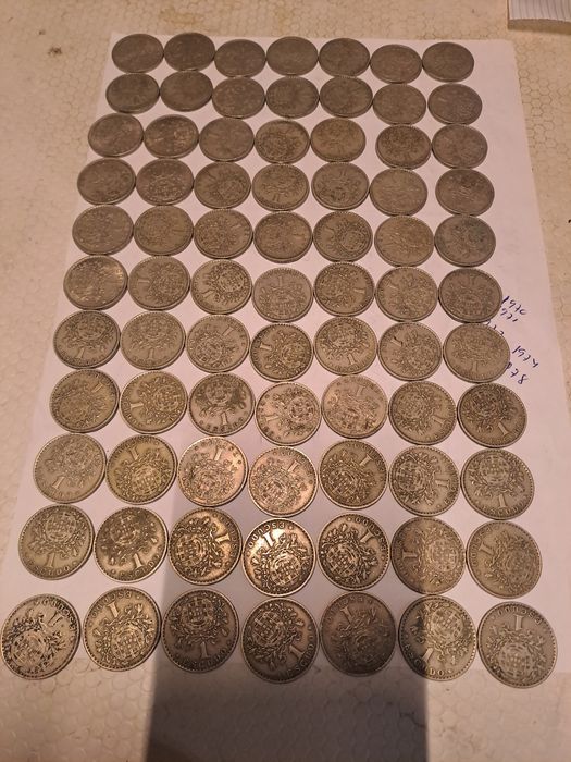 Moedas de 1 escudo