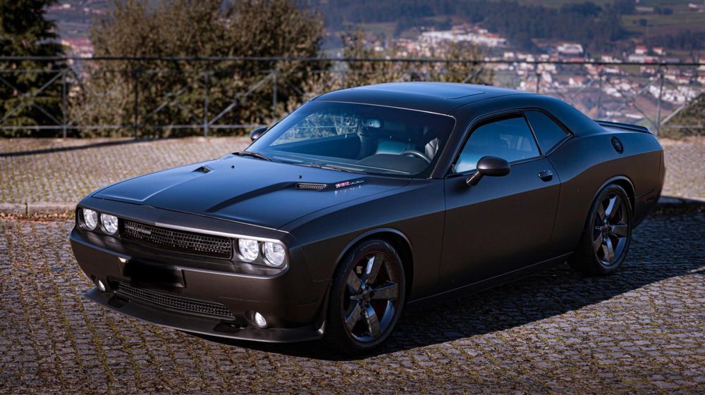 Dodge challenger 3.6 edição especial “ Rallye Redline”