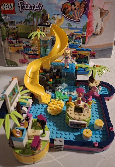 Klocki lego friends 41374 impreza Andrei na basenie