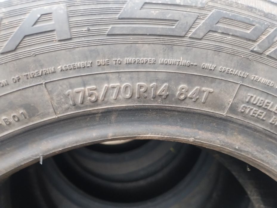 Резина зимняя шипованая 175/70R14 84T
