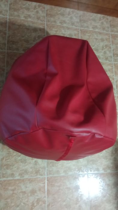 Puff Vermelho - Diâmetro 70cm e 85cm Altura