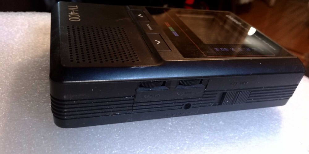 Casio TV-400 портативный карманный раритетный телевизор