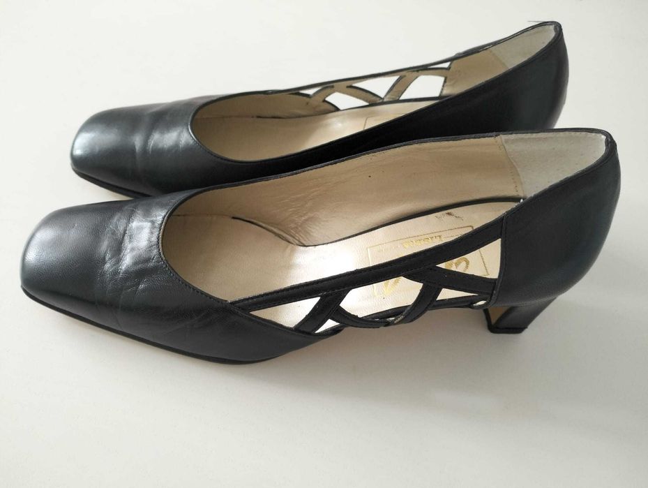 Sapatos Azuis com salto