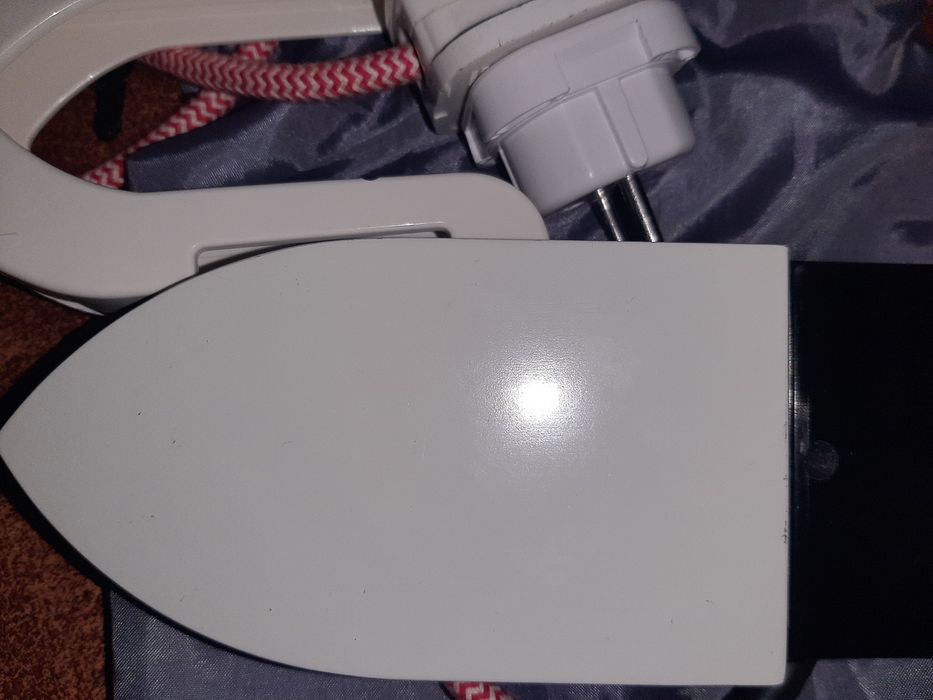 Żelazko turystyczne Black & Decker