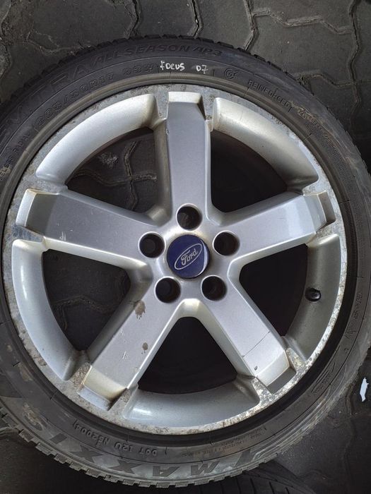 Jantes Ford R17 Com Pneus 205/50 Furação 5X108