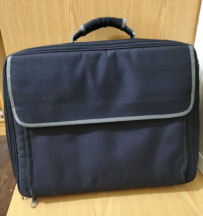 Mala preta para portátil, portes de envio incluídos