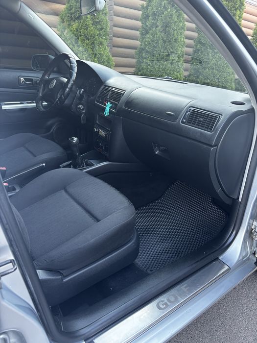 Volkswagen Golf 2003 VIN WVWZZZ1JZ3W434526 фото оголошення 11 з 24