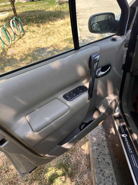 Renault Scenic 2 2005 187000км