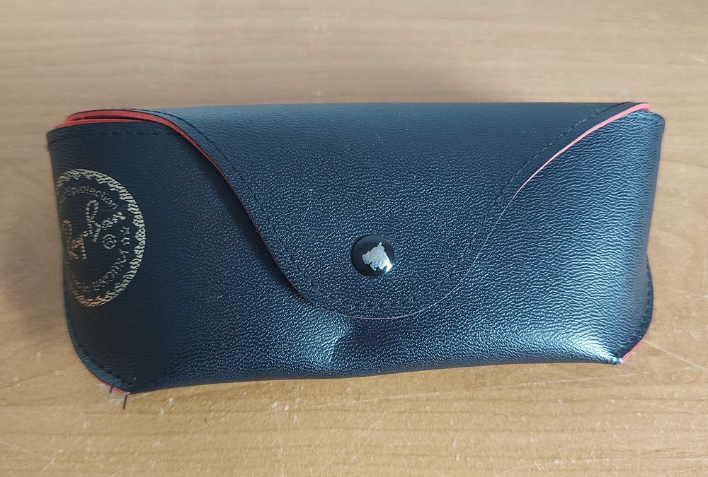 okulary przeciwsłoneczne marki Ray-Ban, model Erika (RB4171 601/55)