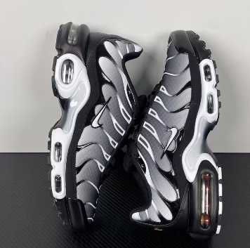 Nike Air Max TN Plus Black Silver White R.41