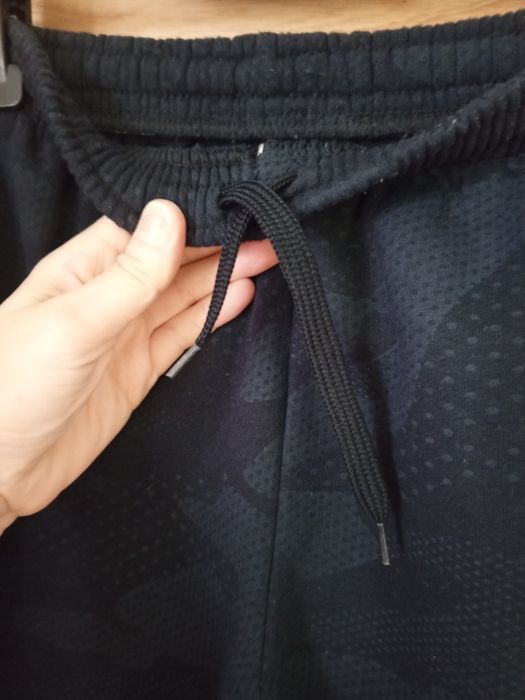 Spodnie Nike 164 ciepłe