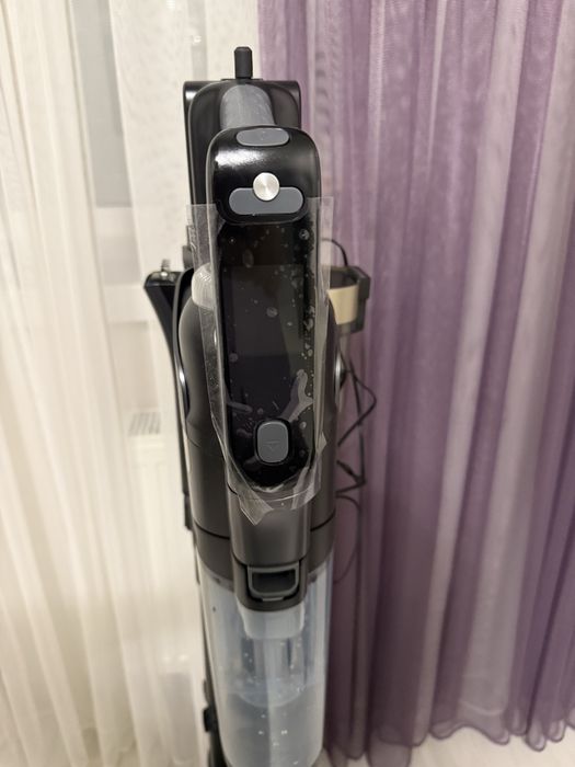 Продам пылесос Philips AquaTrio серии 9000