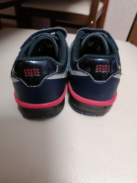 Buciki sportowe Geox roz. 23