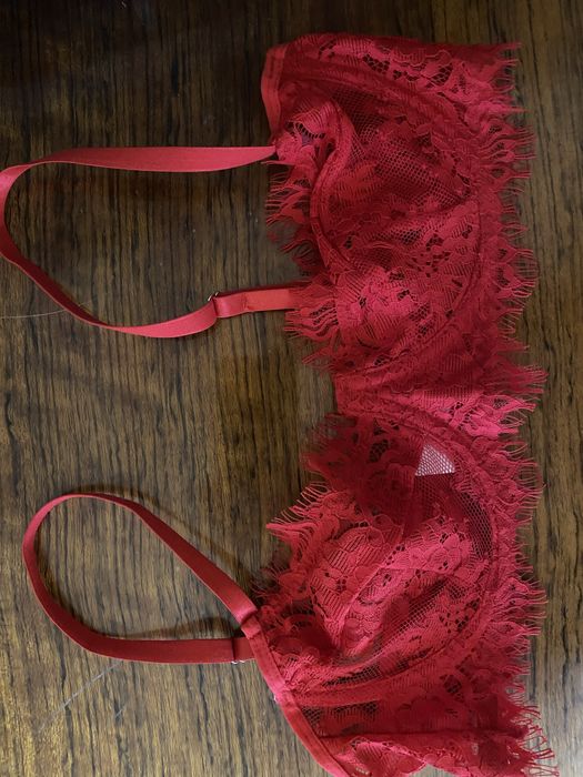 Жіночий бюстгальтери