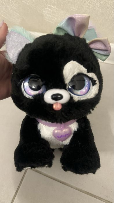 Інтерактивна іграшка-сюрприз Spin Master Present