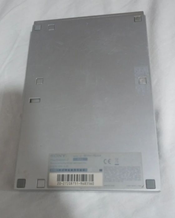 PlayStation ps2 silver