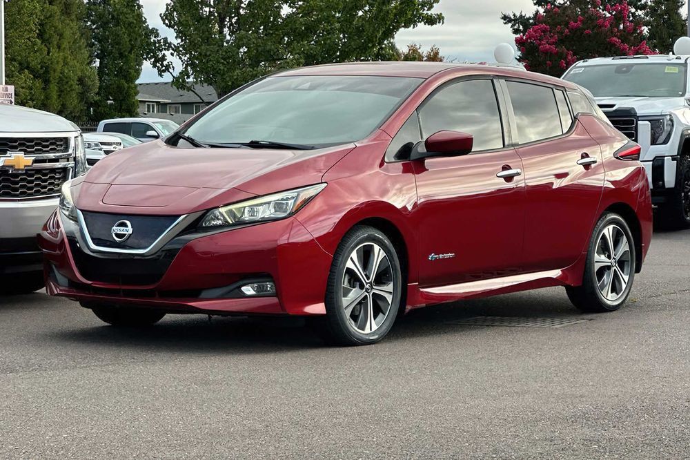 Nissan LEAF SL      2018