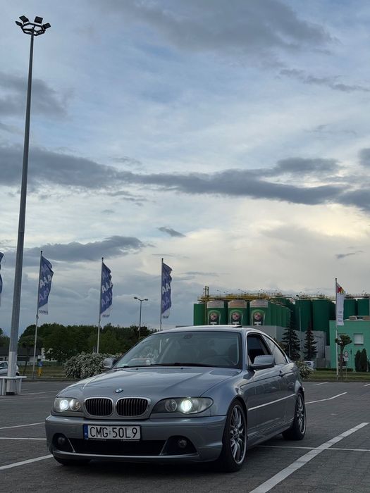 BMW Seria 3 E46 330Ci manual coupe 231km