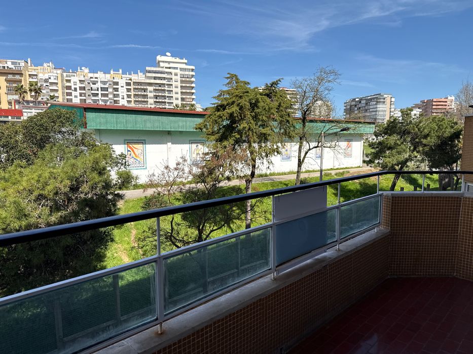 Excelente apartamento T3 no Centro de Almada