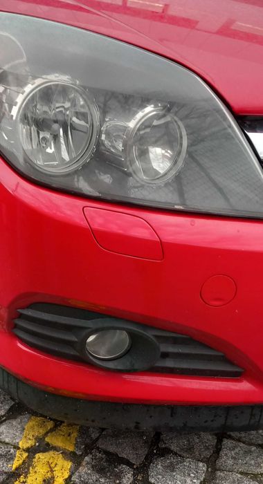 Opel Astra 1.9 GTC Comercial