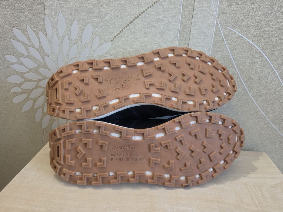 Чоловічі кросівки Adidas Retropy E5 оригінал розмір 46.5