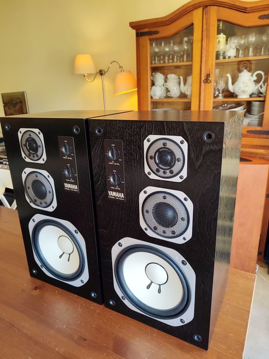 Yamaha NS-100M Colunas Monitoras de Referência