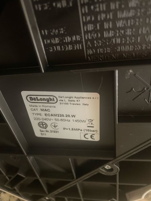 Máquina de Café DeLonghi Magnifica Start ECAM220.20.W