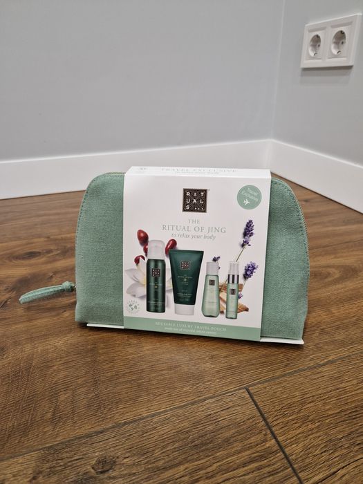 Набір із косметичкою Rituals The Ritual Of Jing Treat Gift Set,новий