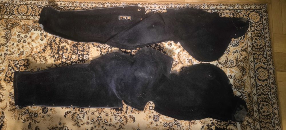 Wykładziny bagażnika boczne Porsche 944