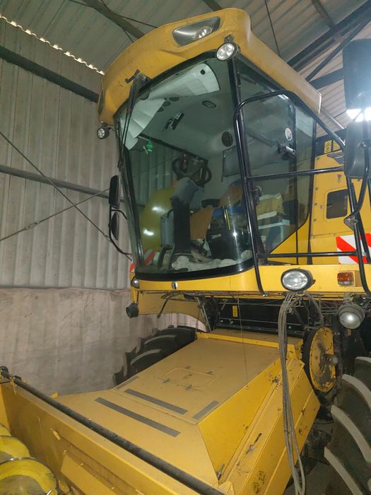 Kombajn zbożowy TC 5050