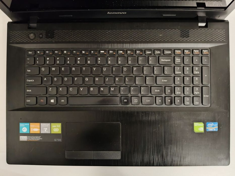 Sprawny Lenovo G700 + torba skórzana