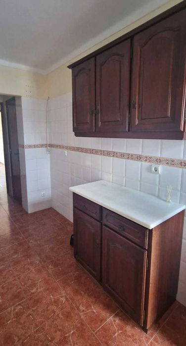 Móveis de Cozinha em Madeira - Conjunto Completo - Azambuja