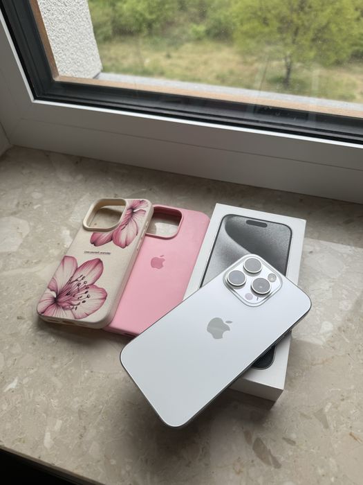 iPhone 15 Pro 128gb biały tytan