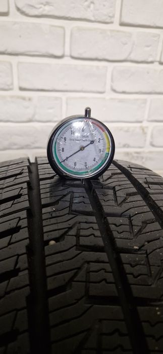 Opony wielosezonowe CONTINENTAL  VanContact 4Season 195/60/16C 2szt Ok