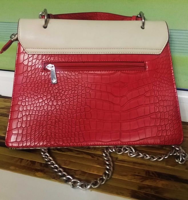 Каркасна шкіряна сумка примадонна. ТЕКСТ!