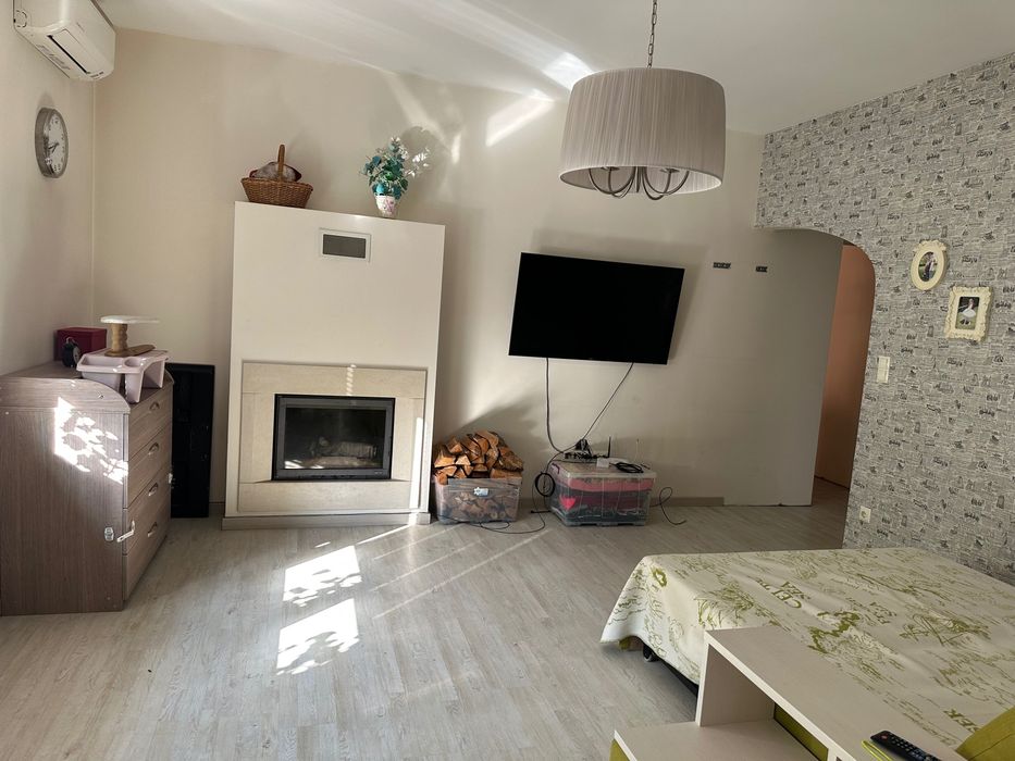Ексклюзивна 2к квартира 85м² з каміном та власним гаражем, Небесної Сотні 2Б